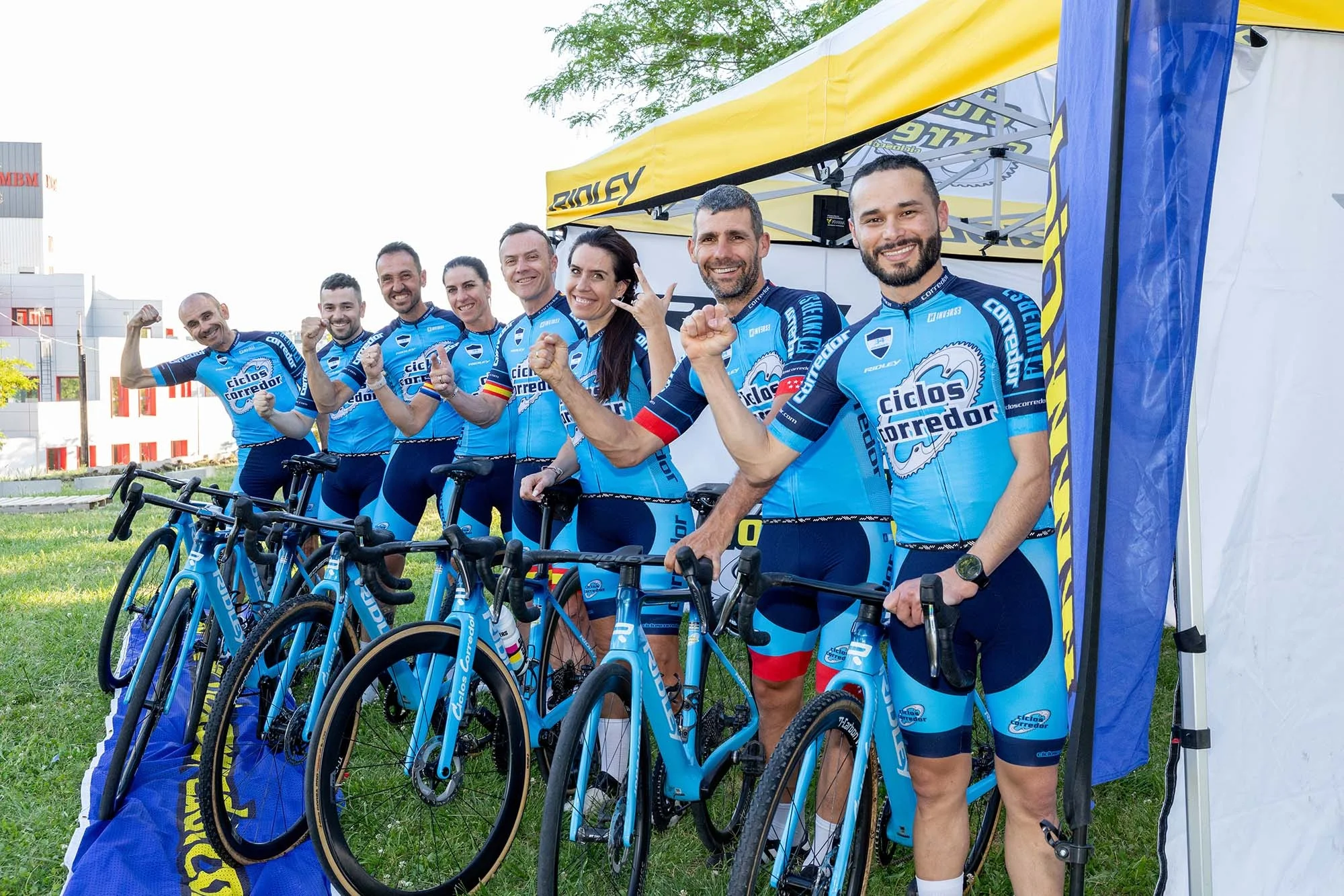 Ciclos Corredor 2026-2027 presenta su ambiciosa plantilla de ciclocross y BTT para asaltar los podios nacionales Ciclos Corredor 2026-2027 presenta su ambiciosa plantilla de ciclocross y BTT para asaltar los podios nacionales