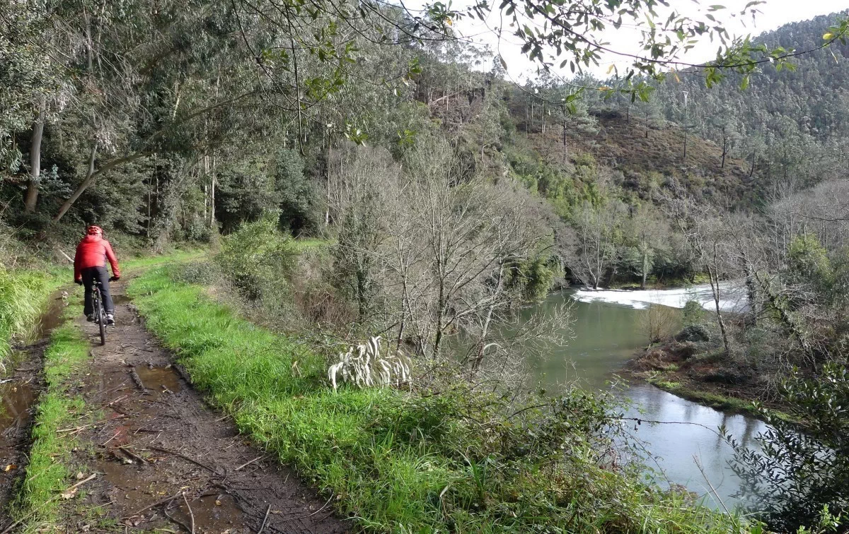 Cicloturismo en Asturias: Ruta del Ferrocarril