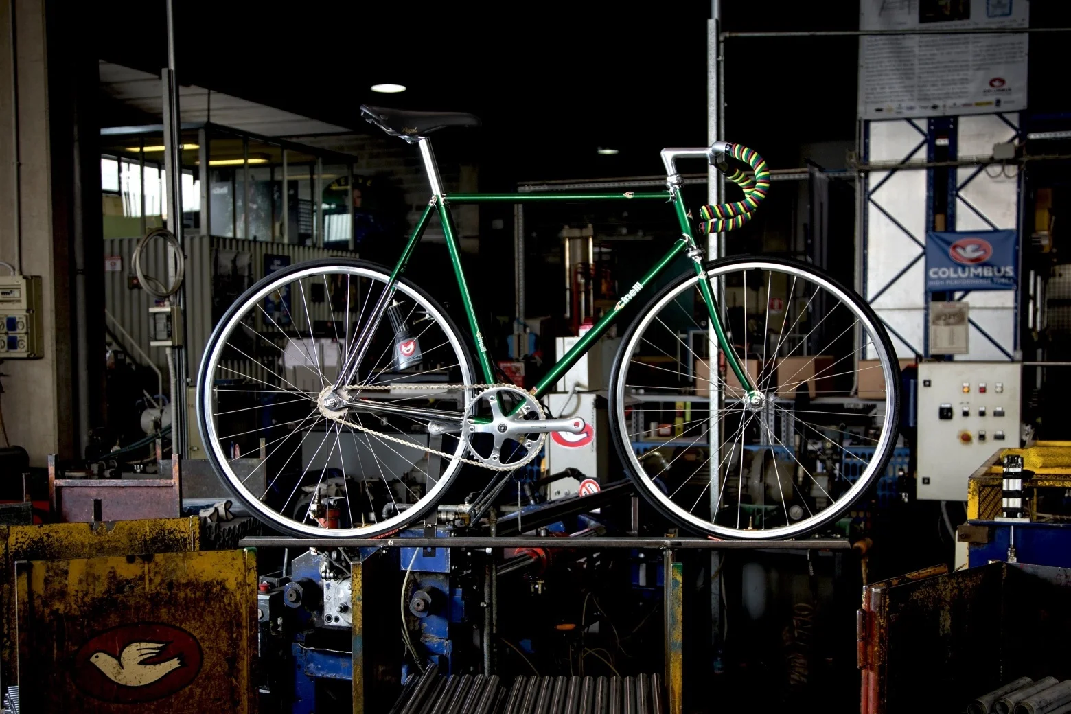 Cinelli reintroduce la mítica Supercorsa con su icónico cuadro de acero Columbus