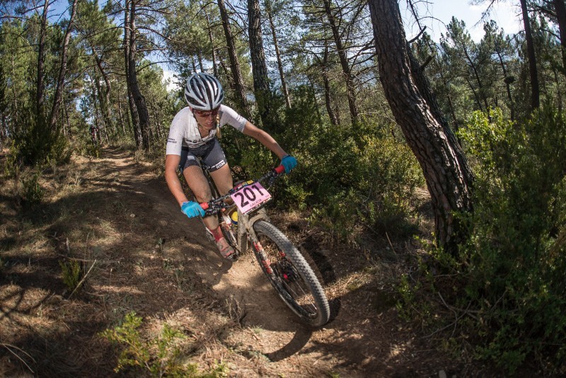 Claudia Galicia cierra la temporada MTB con victoria en la Catalunya Bike Race 