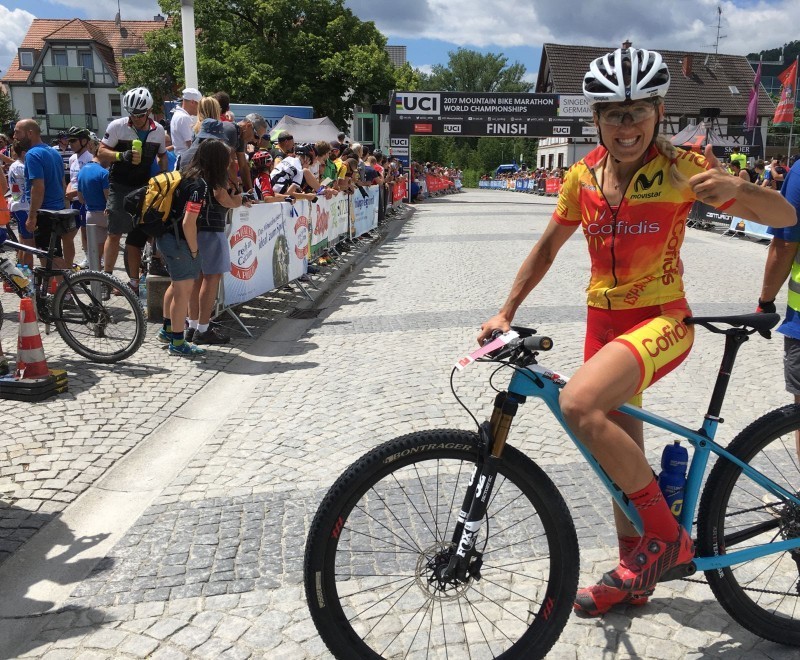 Clàudia Galicia firma su mejor Mundial de XCM 