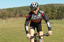Xavi Clota (Bikezona Conor) gana el Campeonato de Cataluña de Duatlon Cross