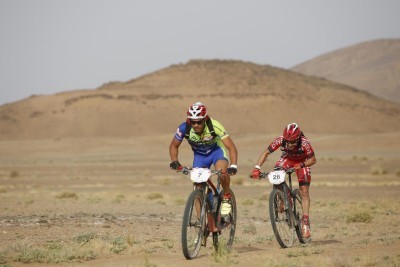 Colomé supera a Trujillo al sprint tras 90kms. escapados en la Titan