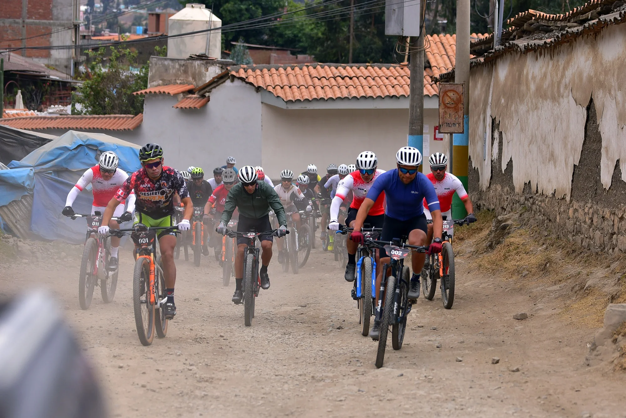 Comienza la Génesis Inka MTB 2026 con Rafael Delgado en cabeza