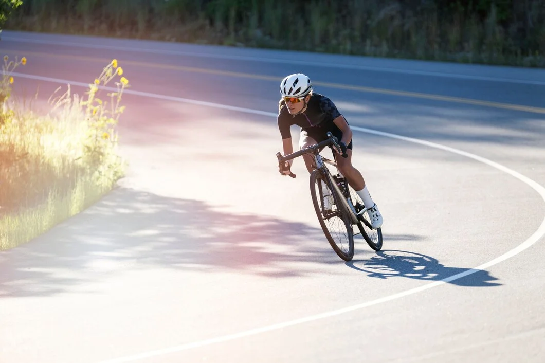 Cómo preparar la temporada ciclista 2025 en función de los objetivos: Mejorando el rendimiento