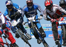 Concentración de jóvenes talentos de BMX en San Vicente