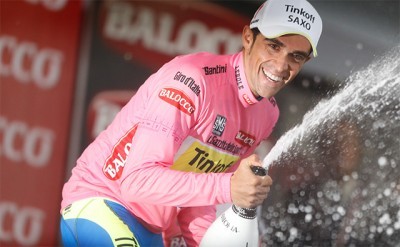 Contador no espera a sus rivales 