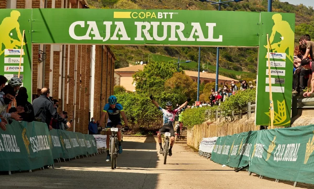 Copa Caja Rural BTT: Iker Eskibel y Esti Sagardoy repiten triunfo en Dicastillo