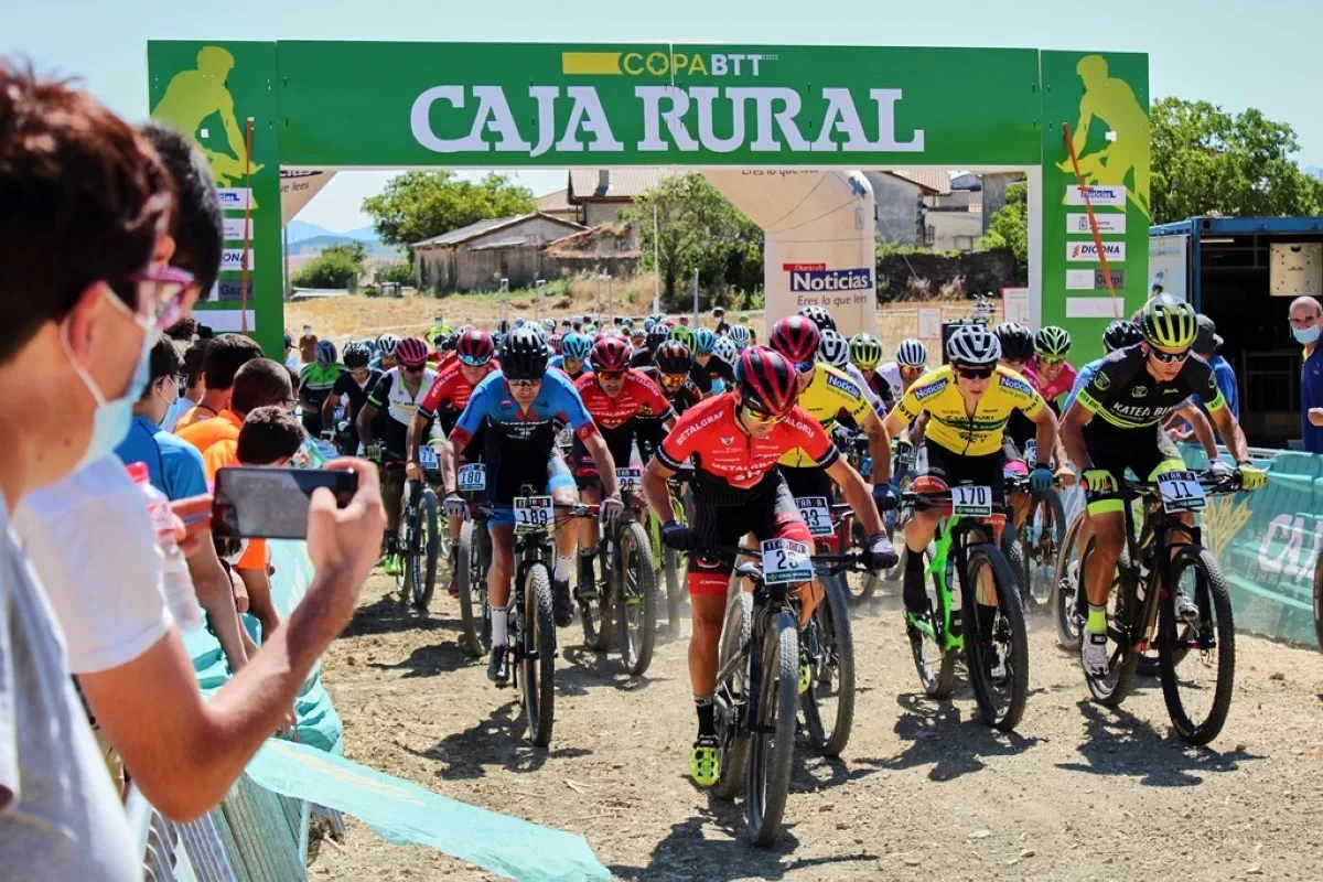 Copa Caja Rural BTT: Patxi Cía vuela en Izkue y logra la victoria