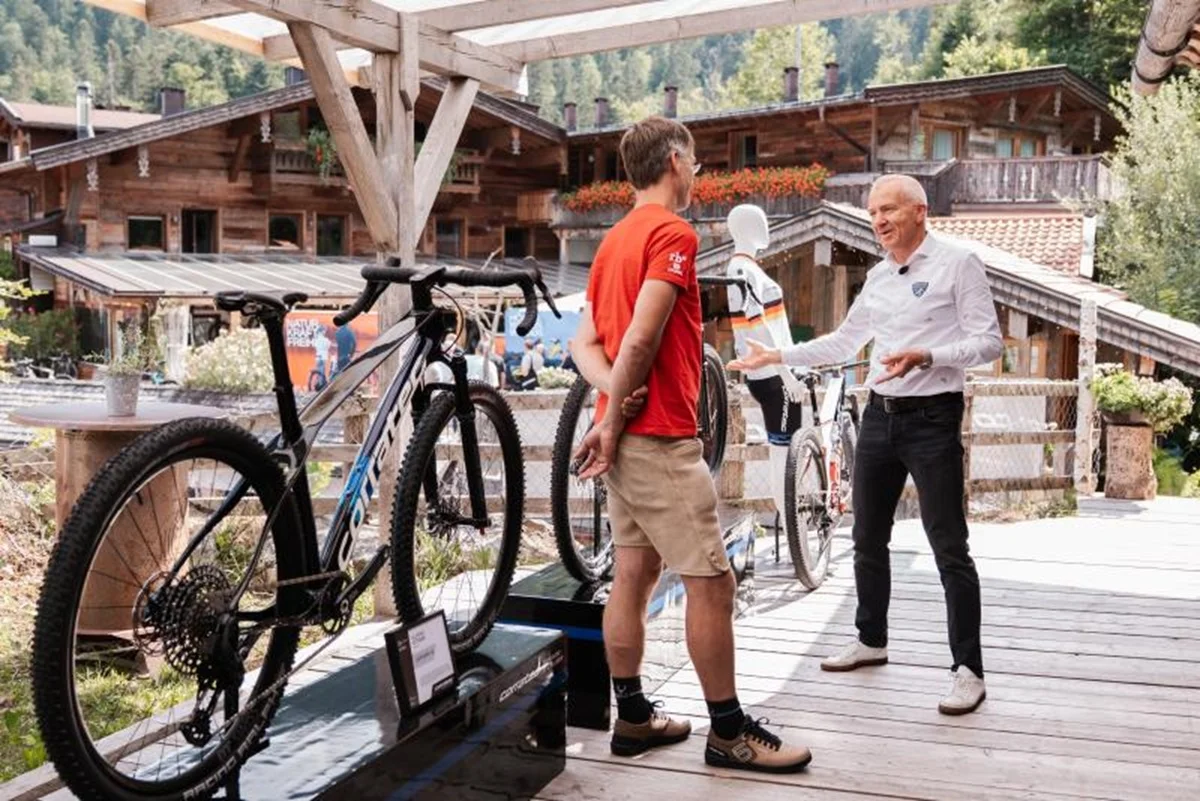 Corratec presenta su gama 2027 en Tatzlwurm con e-bikes de 150 Nm y e-gravel