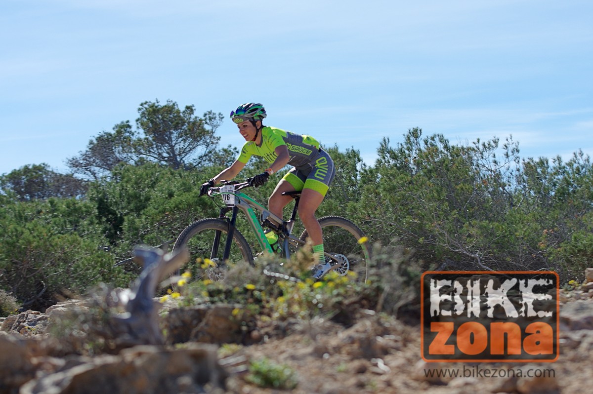 Crece la participación femenina en La Vuelta a Ibiza MTB