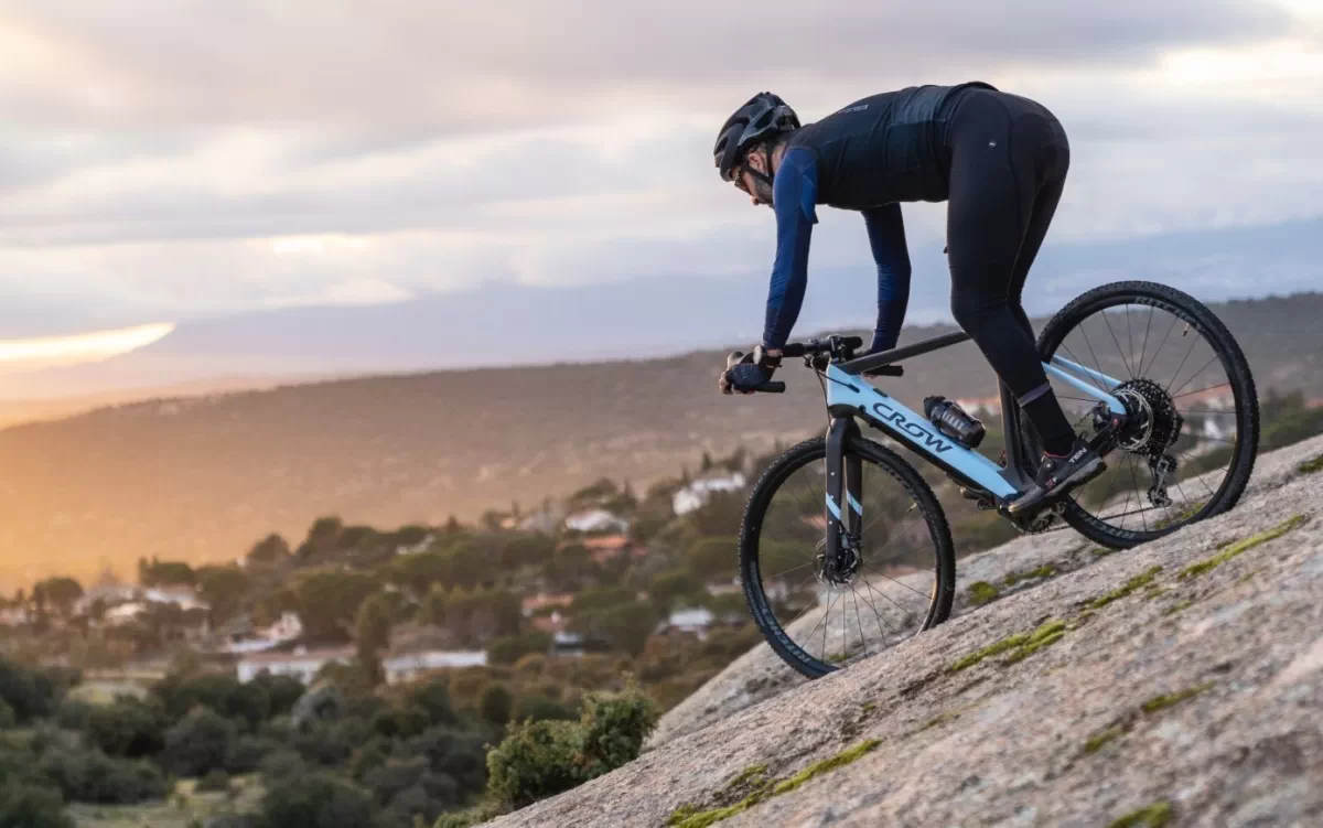 Crow Bicycles presenta su primera eGravel ultraligera