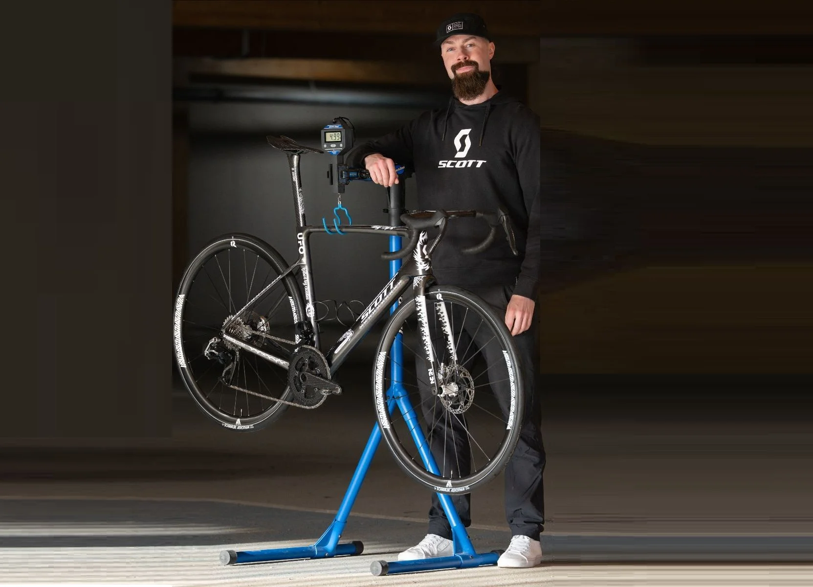 Dangerholm lo hace de nuevo: Una SCOTT Addict RC de menos de 5 kg 