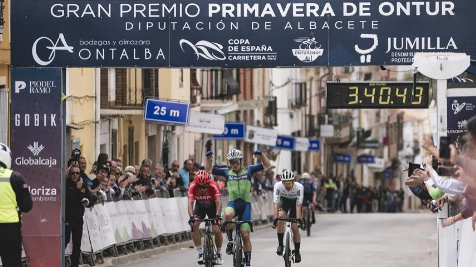 Daniel Cavia se impone en el G. P. Primavera de Ontur y se coloca líder de la Copa de España