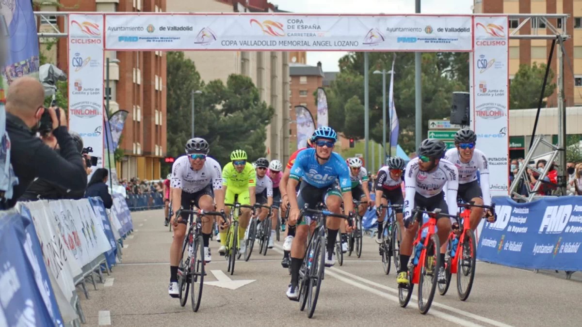 David Martín demuestra su potencial al sprint ganando el Memoria Ángel Lozano