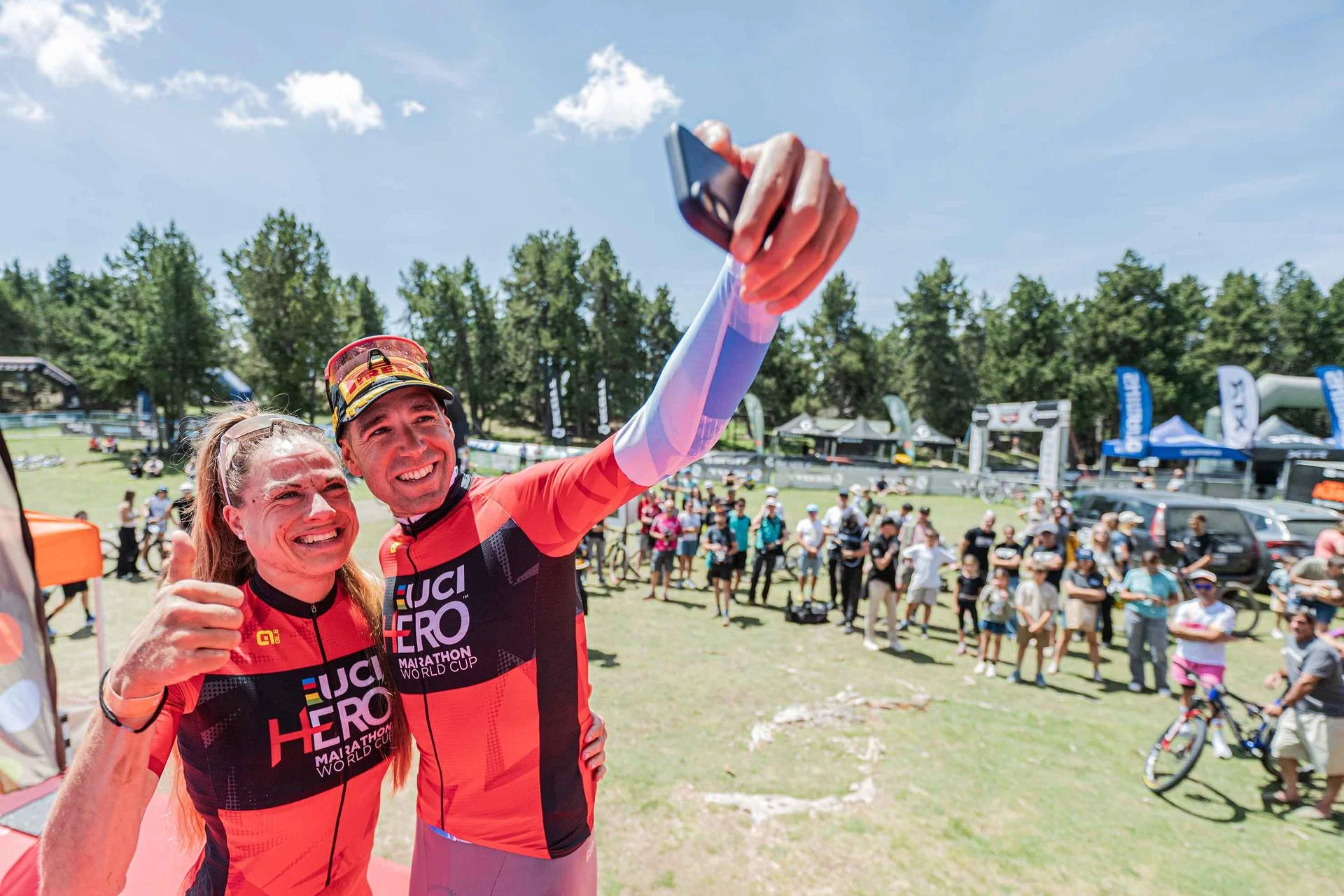 David Valero y Anna Weinbeer vencen en la Naturland Andorra HERO UCI Marathon World Cup
