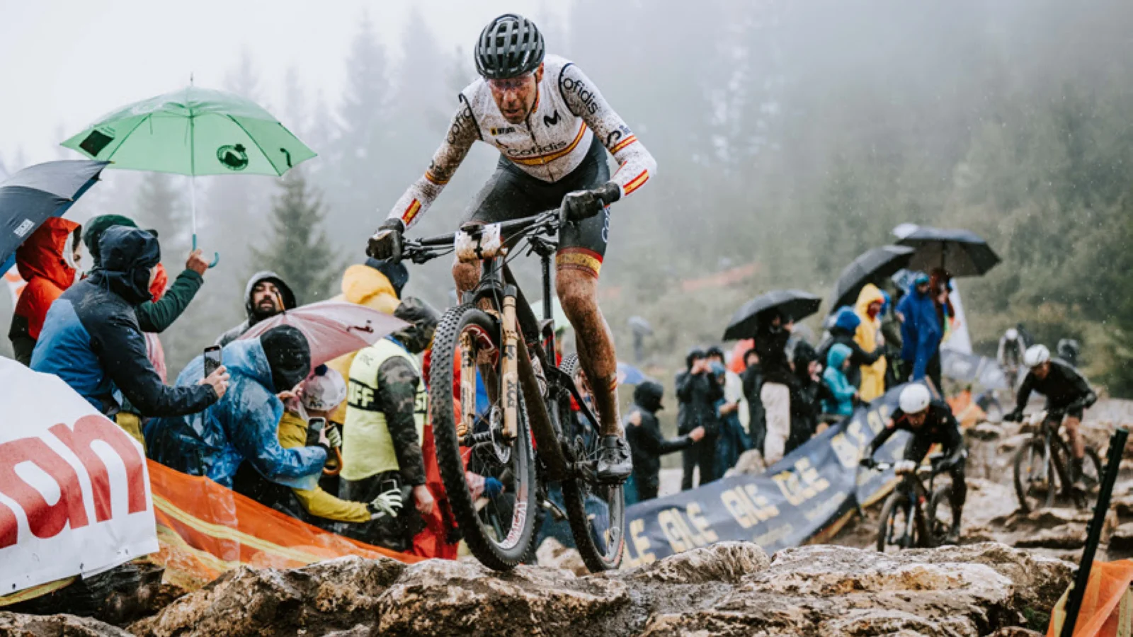 David Valero finaliza decimotercero en el Europeo de MTB XCO tras tener que remontar