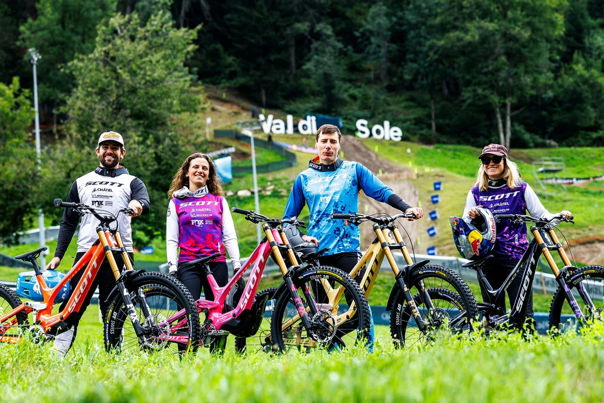 Descubre las máquinas personalizadas del Scott DH Factory Team para el Mundial de Val di Sole 2026