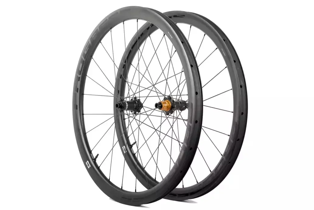 Descubre las Ruedas Progress GRX40 Gravel: Rendimiento Ultraligero y Aerodinámica Superior