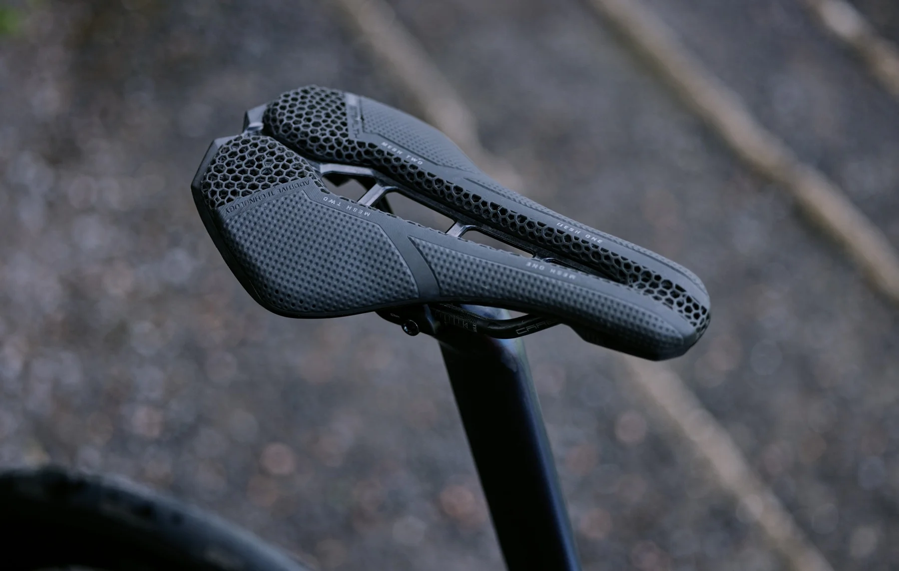 Descubre el Sillín PRO Stealth 3D EPU con celdas hexagonales