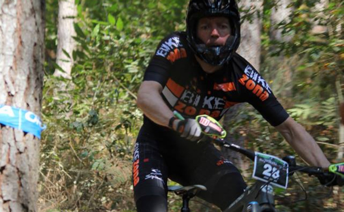 Díez Arriola logra en el Enduro de Arrasate el segundo podio del fin de semana