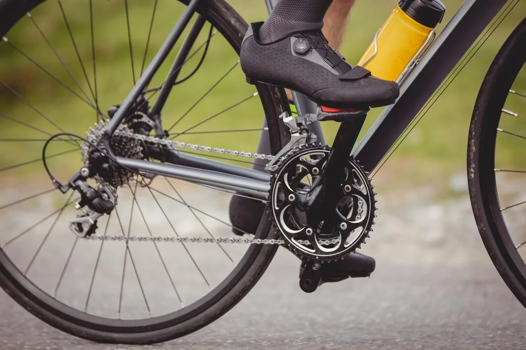 Diez ventajas y alguna desventaja del uso de pedales automáticos en el ciclismo