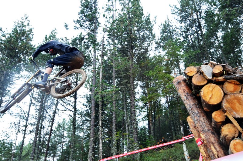 Disfruta el día 4 del circuito de los campeones del mundo en Vallnord