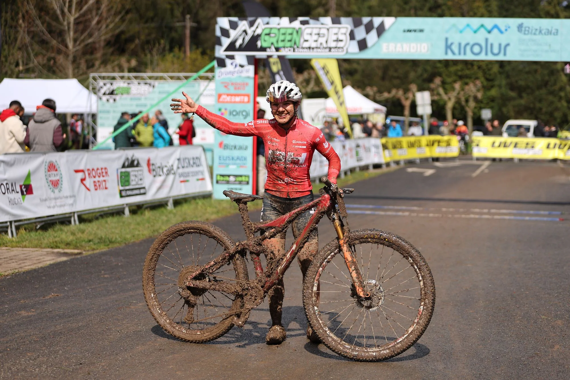 Dominio de Chiara Teocchi en unas Green Series marcadas por la dureza del barro Dominio de Chiara Teocchi en unas Green Series marcadas por la dureza del barro