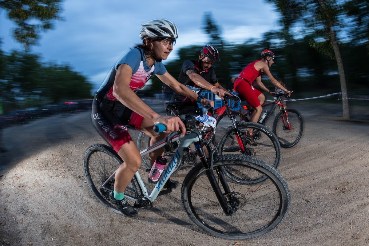 Du Cross volvió a lo grande con la nocturna de Leganés