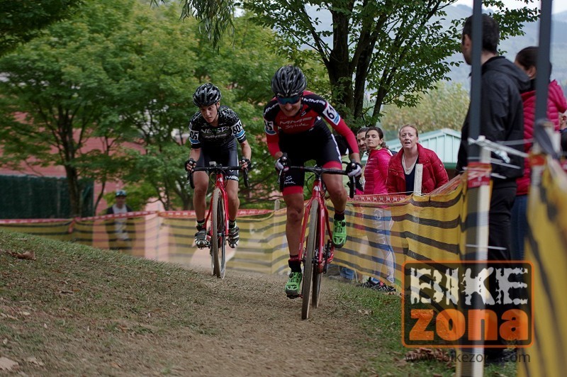 Duelón de Titánides, las féminas dan espectáculo en la Copa de España de CX Llodio