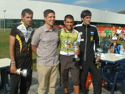 Cynthia Martínez y Juan Nieva (BH BIKEZONA) campeones navarros 