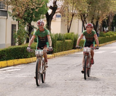 Díaz de la Peña (Extremadura-GR100), gana en Sierra de Fuentes