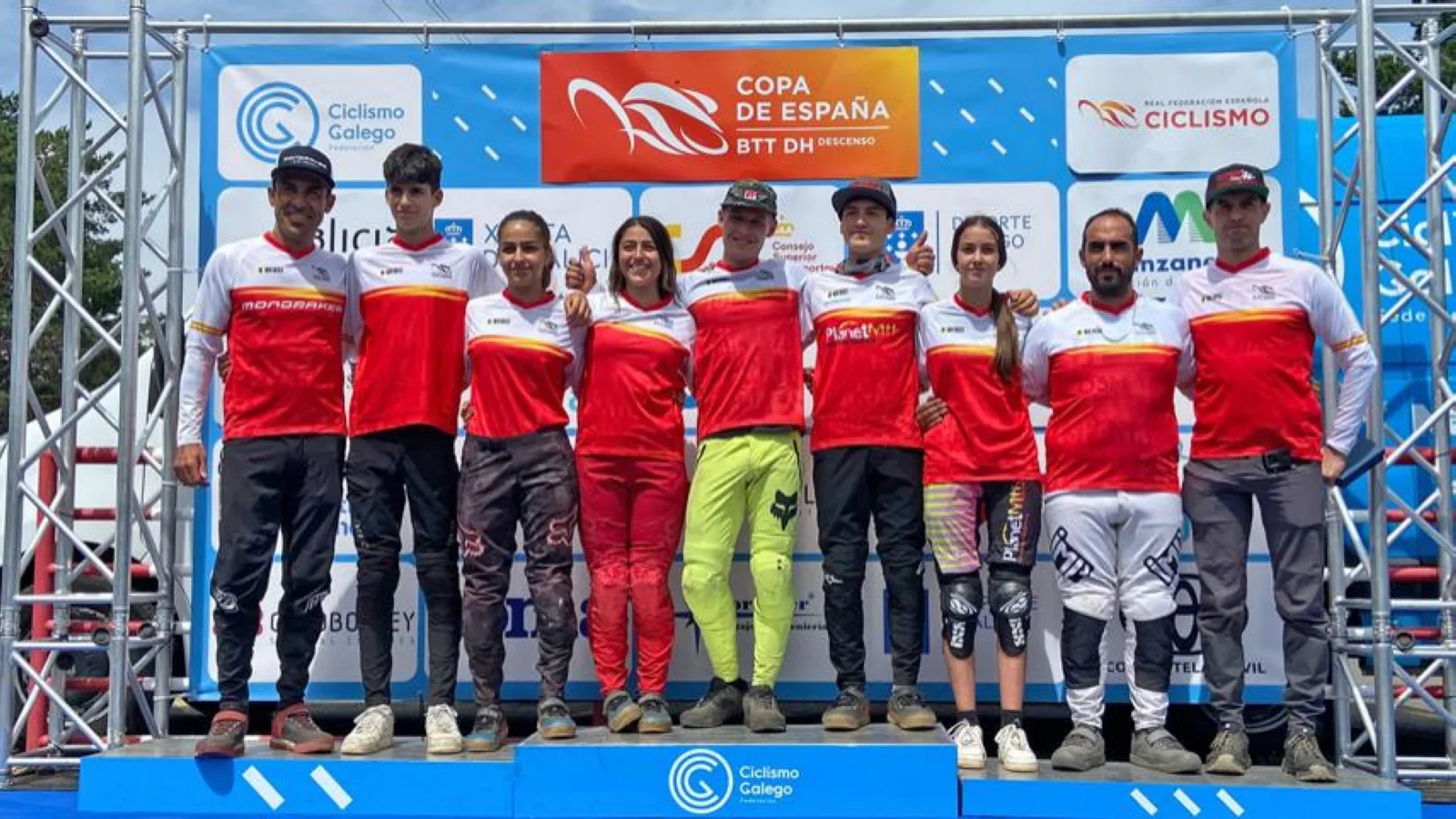 Edgar Carballo y Zoe Zamora se impusieron en el V Trofeo Federación DHI – Manzaneda Bike Park