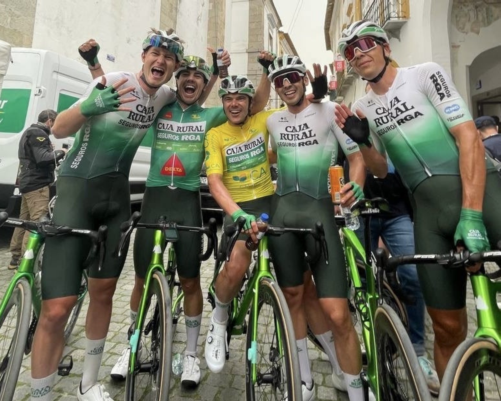 Edu Prades gana la Volta ao Alentejo para un Caja Rural-Seguros RGA que completa una semana fantástica