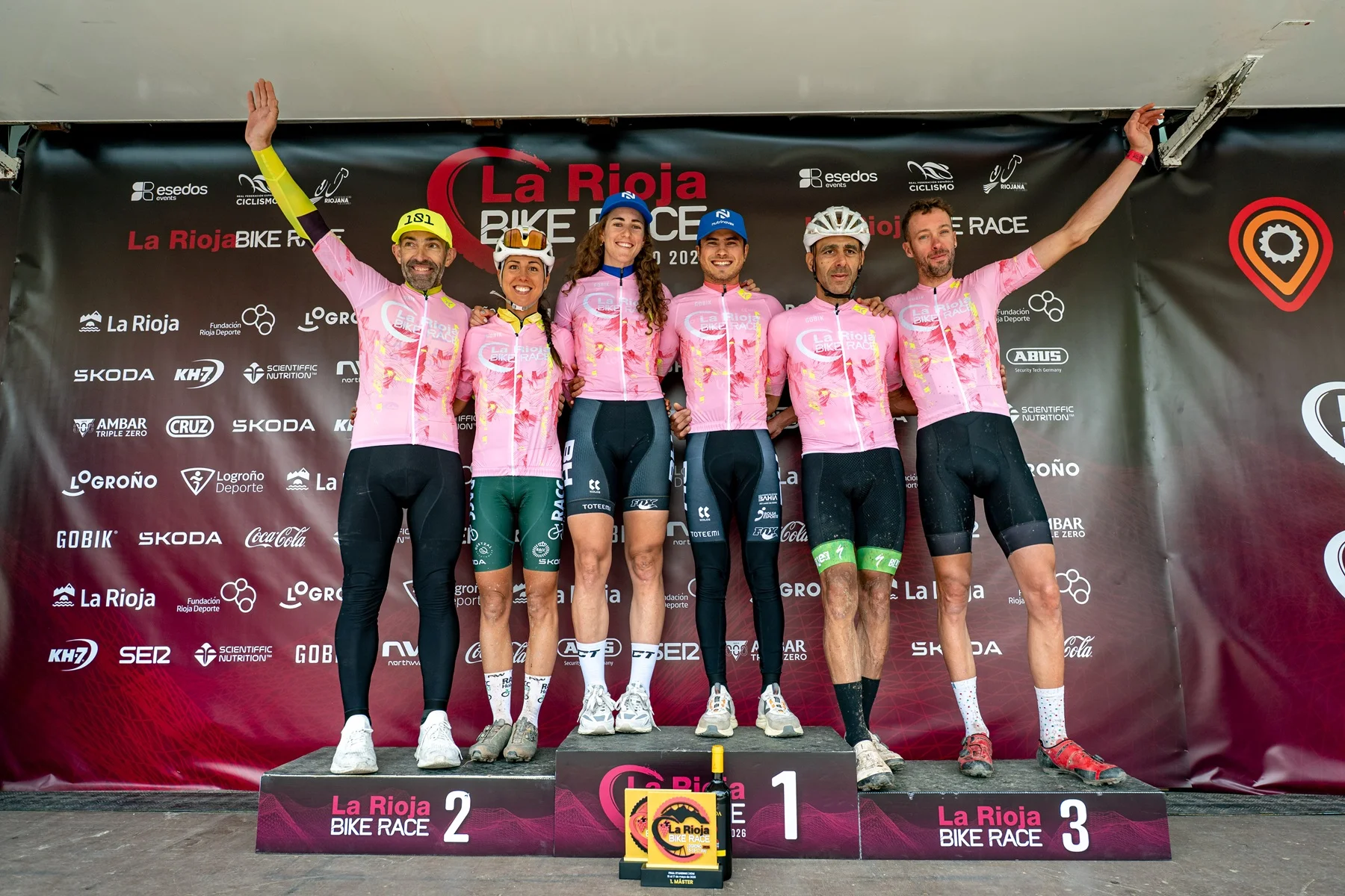 El BH Coloma Team arrasa en una épica La Rioja Bike Race 2026 con triunfos de Ulan Galinski y Catalina Vidaurre