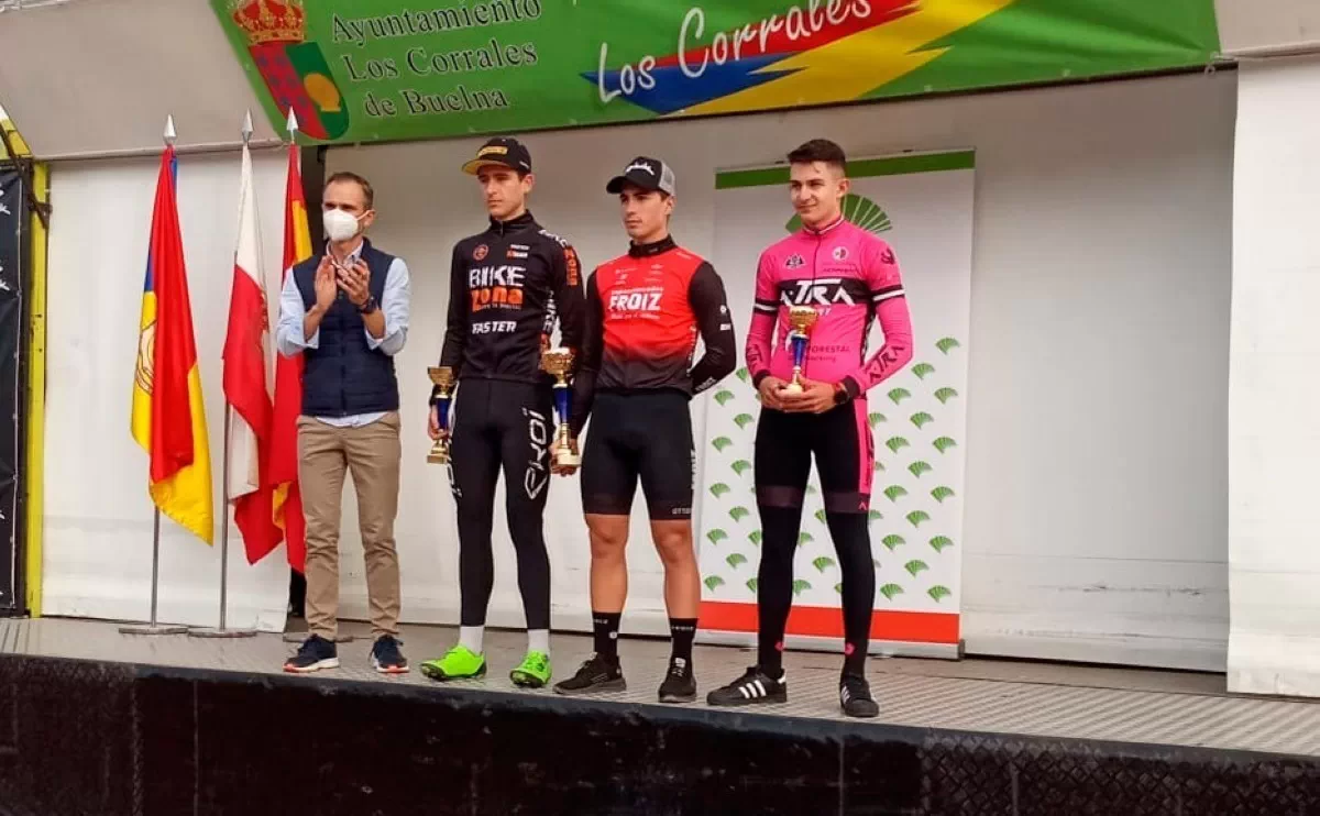 El Bikezona Team acaricia la primera victoria del año con Miguel Sánchez