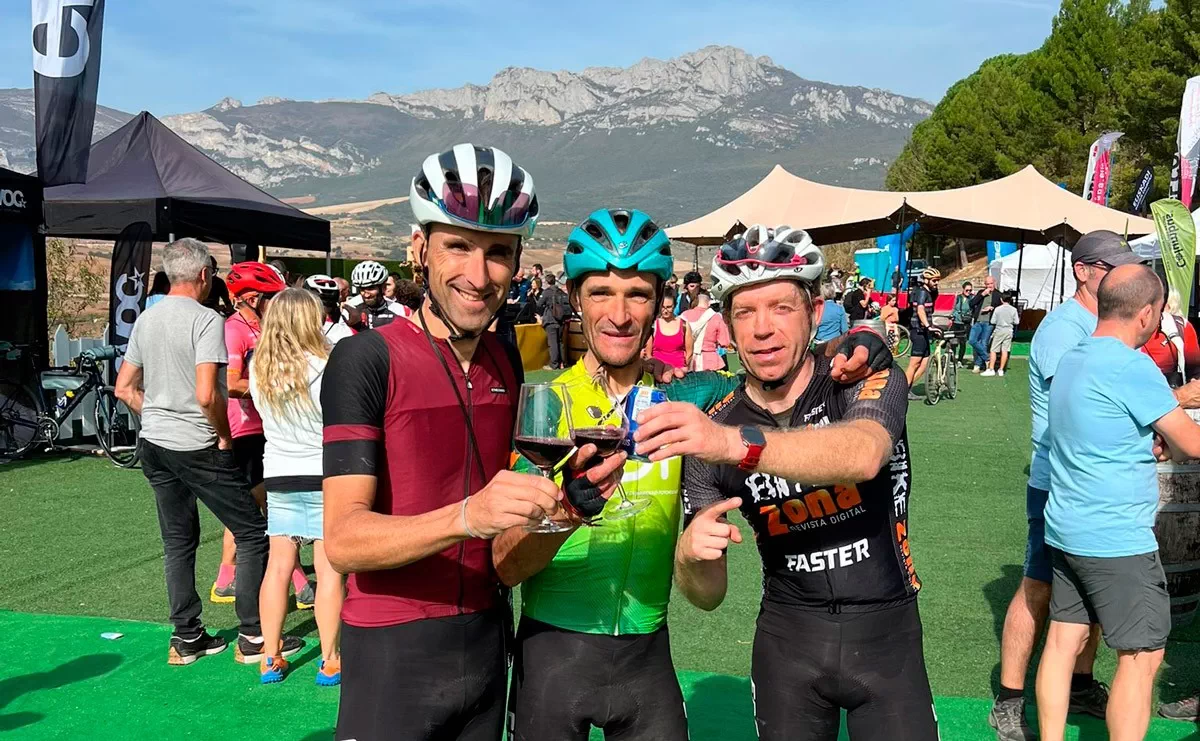 El Bikezona Team también disfruta del gravel en la Orbea Gravel Rioja Alavesa