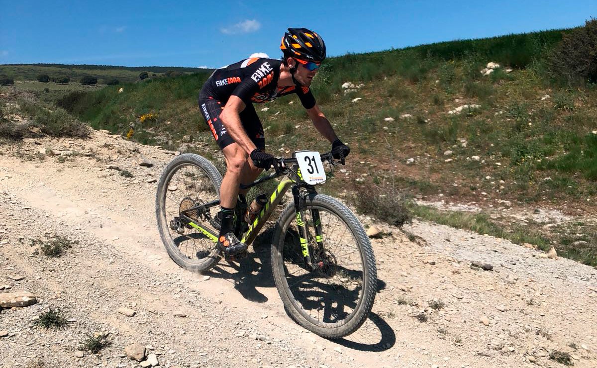 El Bikezona Team viajó al Open de Euskadi en Izkue