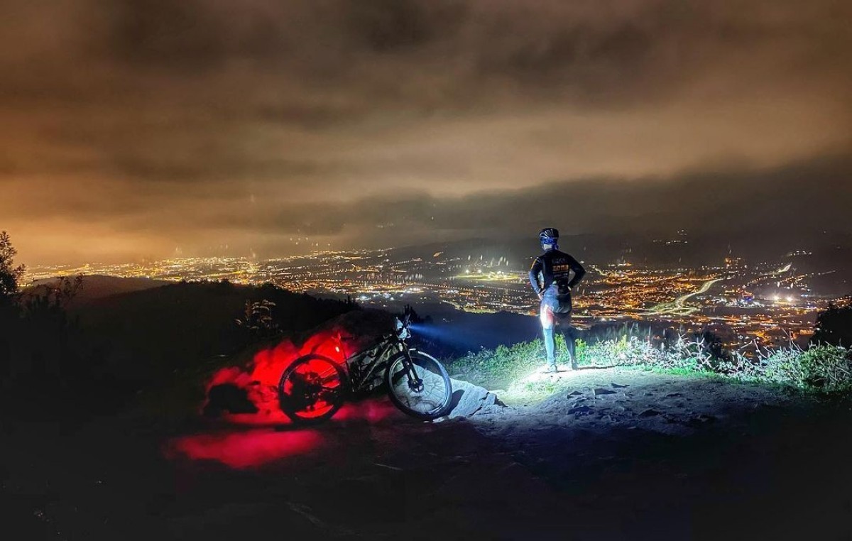 El ciclismo entre los deportes recomendados por la OMS para mejorar la salud