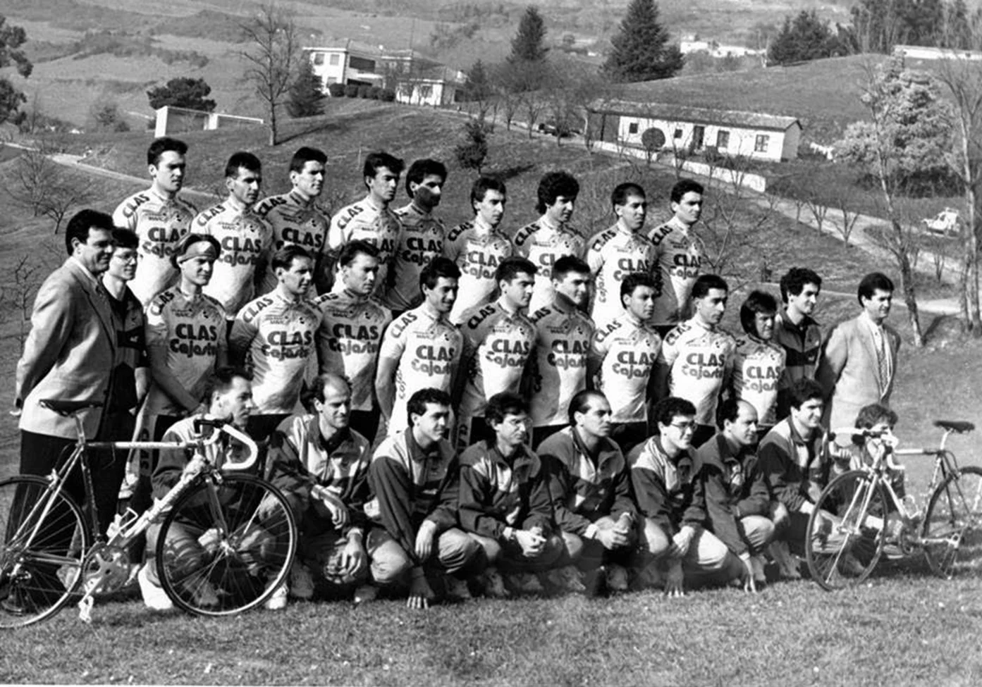El CLAS - Historia y Orgullo del Equipo Ciclista que Desafió al Pelotón y Unió a Asturias