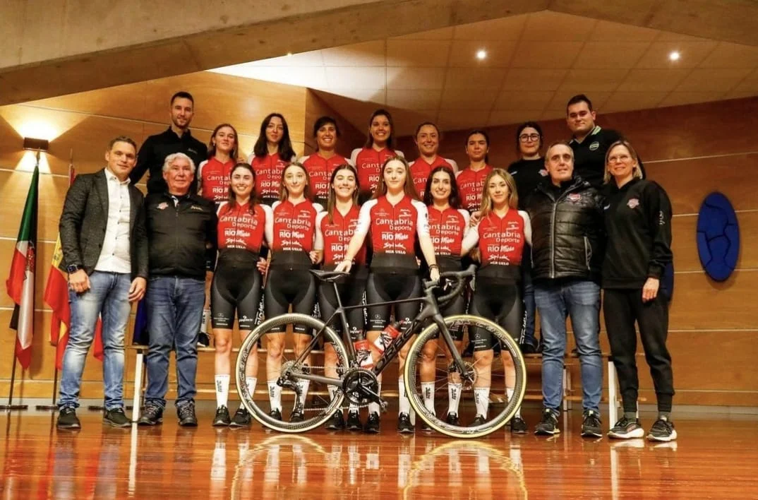 El Club Ciclista Meruelo cierra una exitosa temporada sobre el asfalto