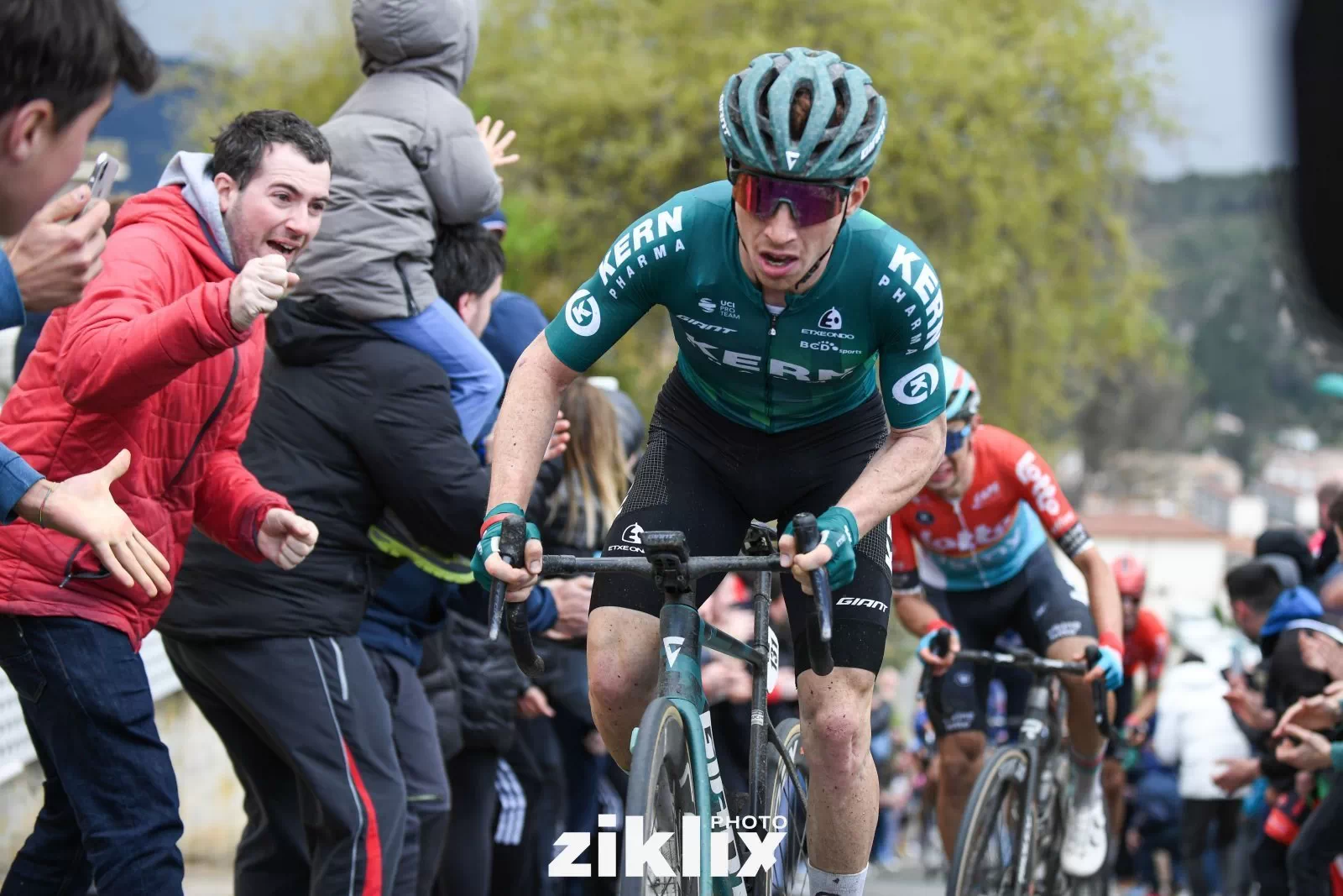 El Equipo Kern Pharma afronta ilusionado la Flèche Wallonne y la Liège-Bastogne-Liège