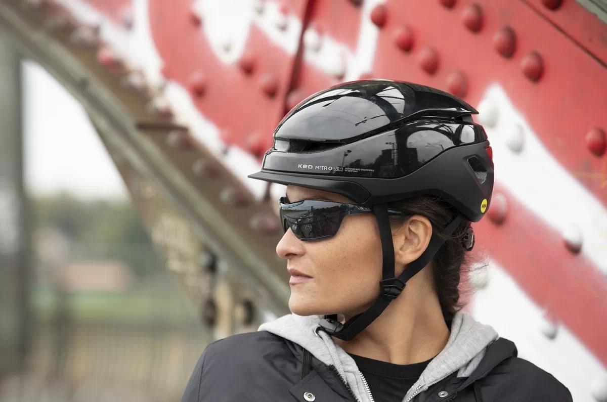 El exclusivo casco KED MITRO para e-Bikes