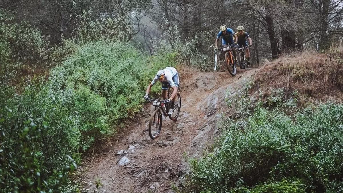 El III Desafío Dama Roja se celebra como tercera cita puntuable del Open de España de XCM 2021