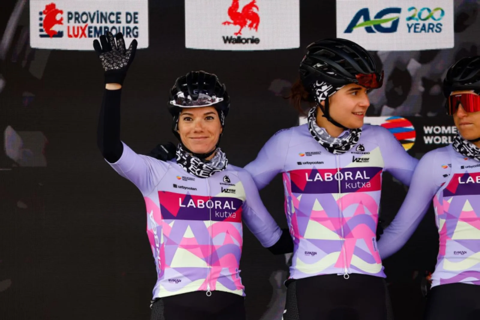 El Laboral Kutxa-Fundación Euskadi celebra su invitación para el Tour de Francia Femenino 2024