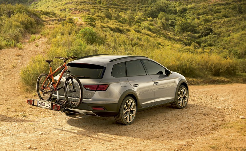 El SEAT LEÓN X-PERIENCE se une a la aventura de la Titan Desert