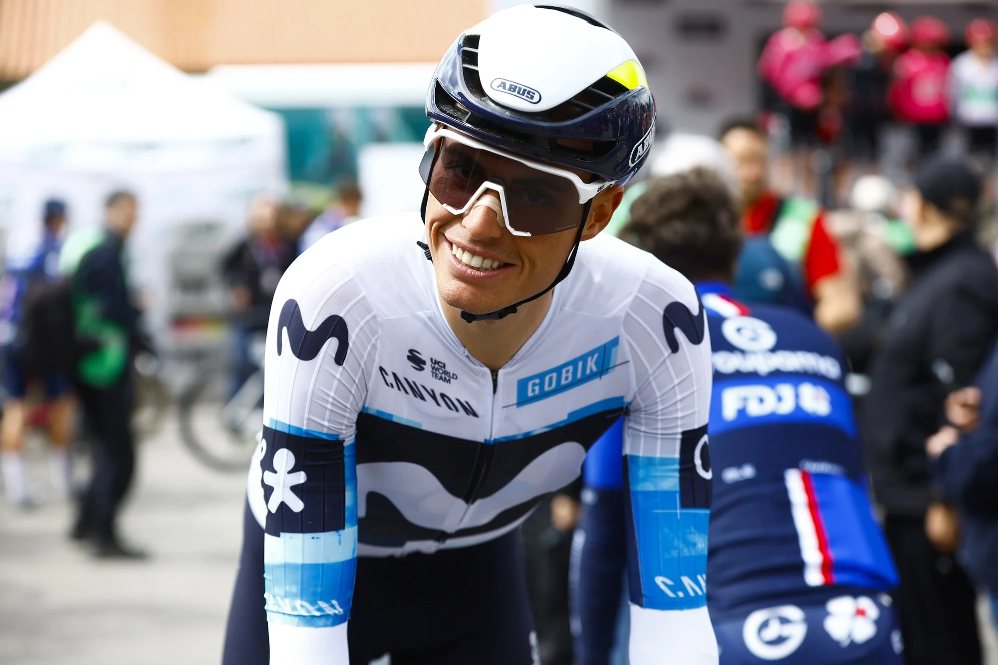 Enric Mas renueva con Movistar Team hasta el 2029