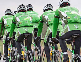 El equipo ciclista Extremadura firma la carta etica