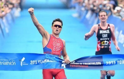 Espectacular sprint de Gómez Noya para superar a Brownlee