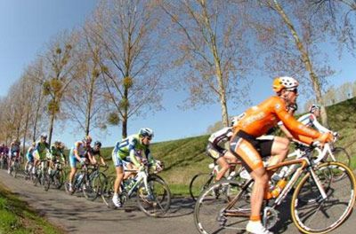 El Euskaltel disputa hoy la Fleche Wallonne